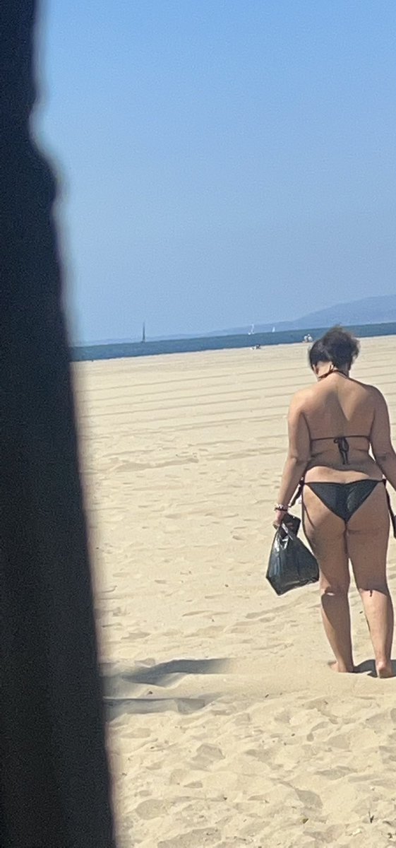 Beach__Creep's tweet photo. #CollegeCutie #CollegeBooty #VeniceBeachCreep #VeniceBeach https://t.co/CbEJdSYhbS