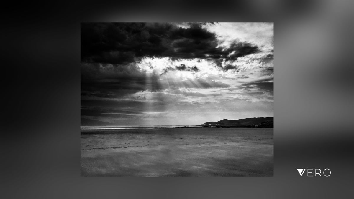 BobHolmanPhoto's tweet photo. A passing storm. 
#smartshots #blackandwhitephoto #blackandwhitephotography #blackandwhite #iamarebelmember #iso100community #raw_bnw #shotoniPhone #rebels_united #rebel_bnw #podium_mono #monochrome #pictasmonochrome #MoMo https://t.co/otA66QC62B https://t.co/RflSO3osN5