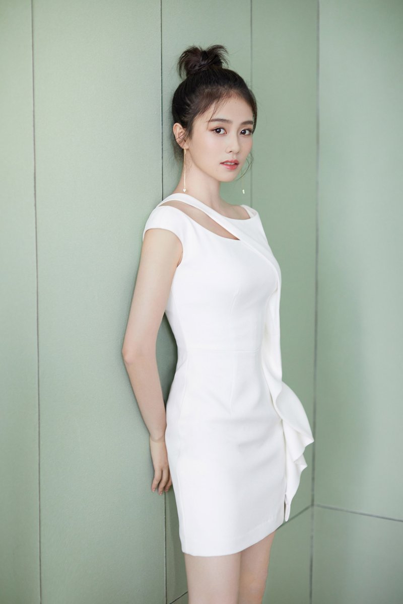 bai_lu_twh's tweet photo. #BaiLu #白鹿 🇨🇳❤️❤️❤️
Bailu appeared in a brand event #OnlyLady https://t.co/Q30RNUCG5t