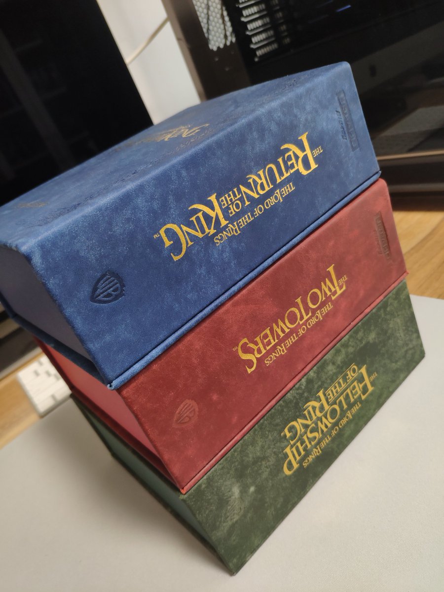 HDzeta's tweet photo. All Trilogy Genuine Leather Boxset. https://t.co/52KoDa4Fyl