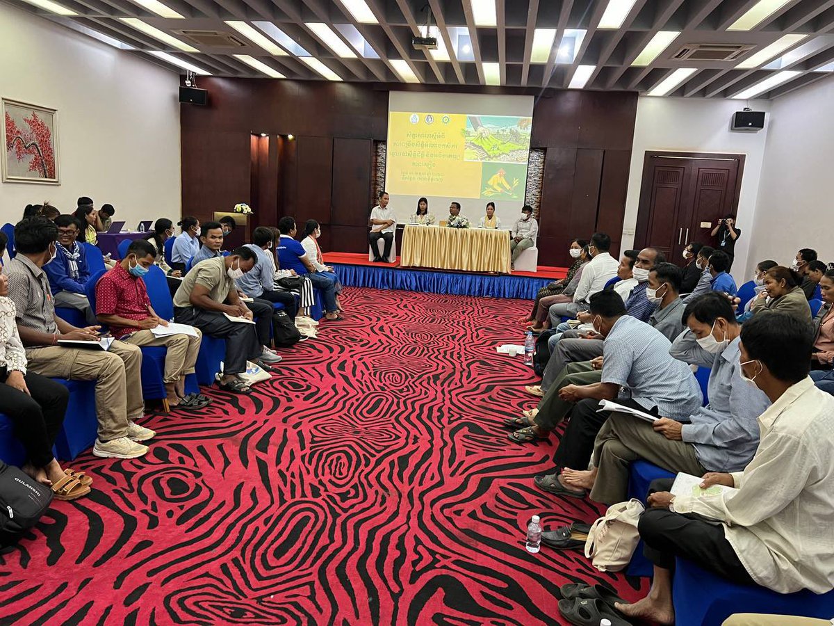 ccfccambodia's tweet photo. Today CCFC to facilitate and leading convergence space workshop on Empowering Peasant Towards Food sovereignty and Land Rights. The workshop focuses and raises issue from different People’s effected on land grabbing, rights to foods and social protect on Agri food systems. https://t.co/7OoMjzp6XC