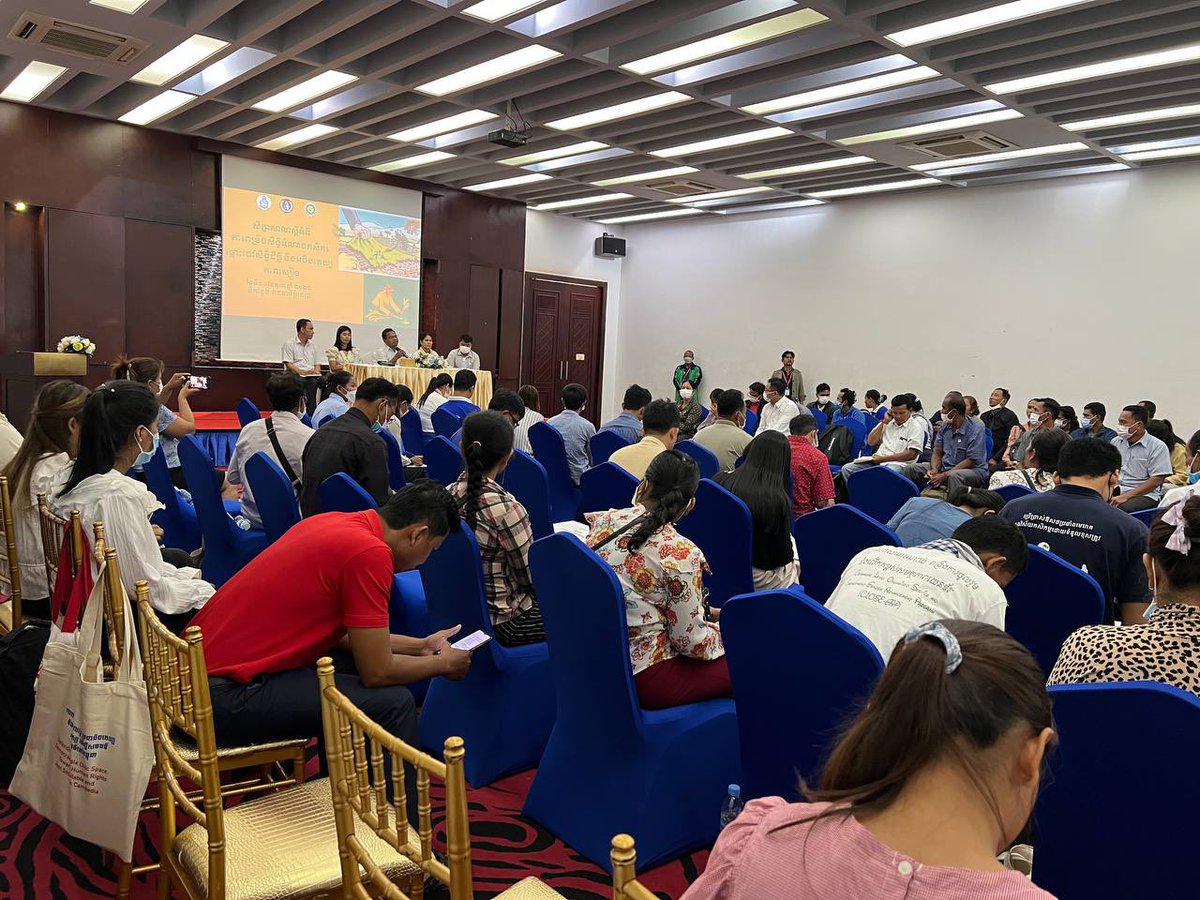 ccfccambodia's tweet photo. Today CCFC to facilitate and leading convergence space workshop on Empowering Peasant Towards Food sovereignty and Land Rights. The workshop focuses and raises issue from different People’s effected on land grabbing, rights to foods and social protect on Agri food systems. https://t.co/7OoMjzp6XC