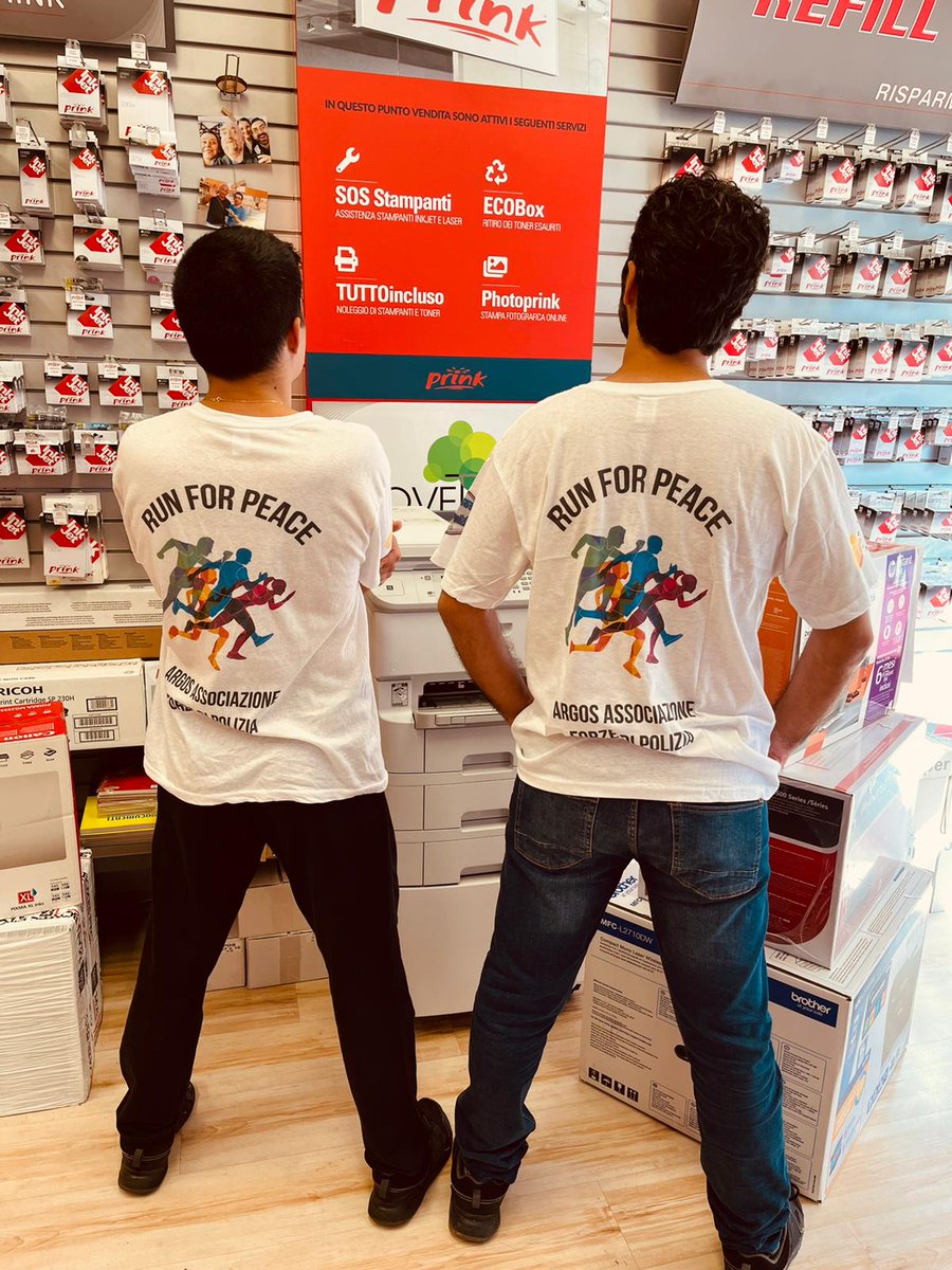 atlasorbis's tweet photo. #Atlasorbis #PrinkViaPacinottiRoma #AndreaCannistraci #FrancescoLenti #ArgosForzePolizia 

I soci ARGOS Associazione Forze di Polizia nel punto vendita PRINK di Via Pacinotti a Roma. Prezzi agevolati per i soci ARGOS. https://t.co/acELO16rBN