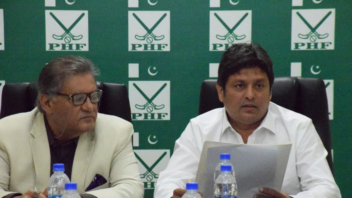 پاکستان ہاکی فیڈریشن ایگزیکٹو بورڈ اجلاس
قومی کھیل کی ترویج و ترقی کے منصوبوں، پی ایچ ایف کی ذیلی کمیٹیوں، زیرالتوا انکوائریز، پرفارمنس ذمہ داران کا تعین سمیت اہم فیصلوں کی منظوری، ایگزیکٹوبورڈ کا پی ایچ ایف قیادت پر مکمل اعتماد کا اظہار
<a href="/NOCPakistan/">Pakistan Olympic Association</a> 
<a href="/SportsBoardPak/">PakistanSportsBoard</a> 
<a href="/mo_ipc/">Ministry of Inter Provincial Coordination</a>