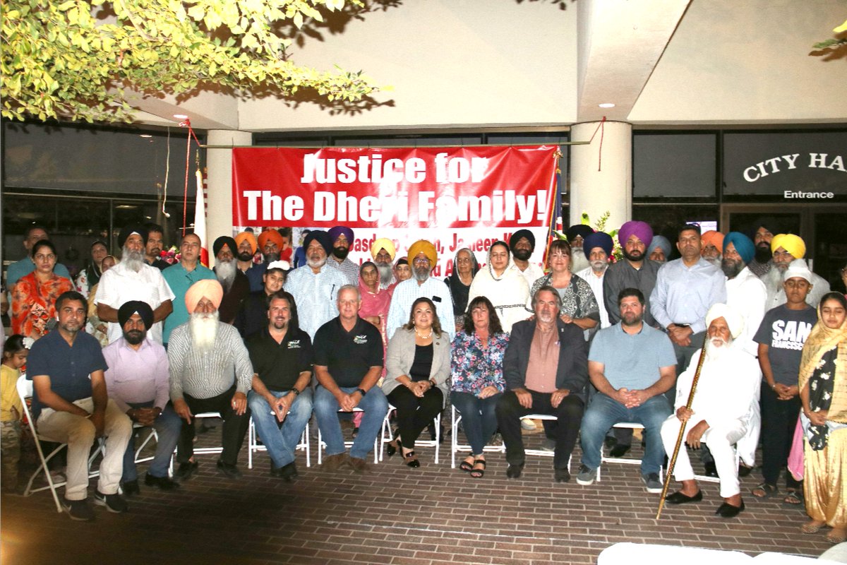 HSBawa_Official's tweet image. ਅਮਰੀਕਾ ਵਿੱਚ ਕਤਲ ਕੀਤੇ ਗਏ ਪੰਜਾਬੀ ਪਰਿਵਾਰ ਦੇ 4 ਜੀਆਂ ਪ੍ਰਤੀ ਯੂਬਾ ਸਿਟੀ ਵਿੱਚ ਸ਼ੋਕ ਸਮਾਗਮ; ਅਮਰੀਕੀ ਆਗੂਆਂ ਤੇ ਪੰਜਾਬੀ ਭਾਈਚਾਰੇ ਨੇ ਕੀਤੀ ਸ਼ਮੂਲੀਅਤ
yespunjab.com/punjabi/?p=101…

#AroohiDheri #JasleenKaur #JasdeepSingh #AmandeepSingh #Kidnapping #Murder #California #US #PunjabiFamily #SikhFamily #America