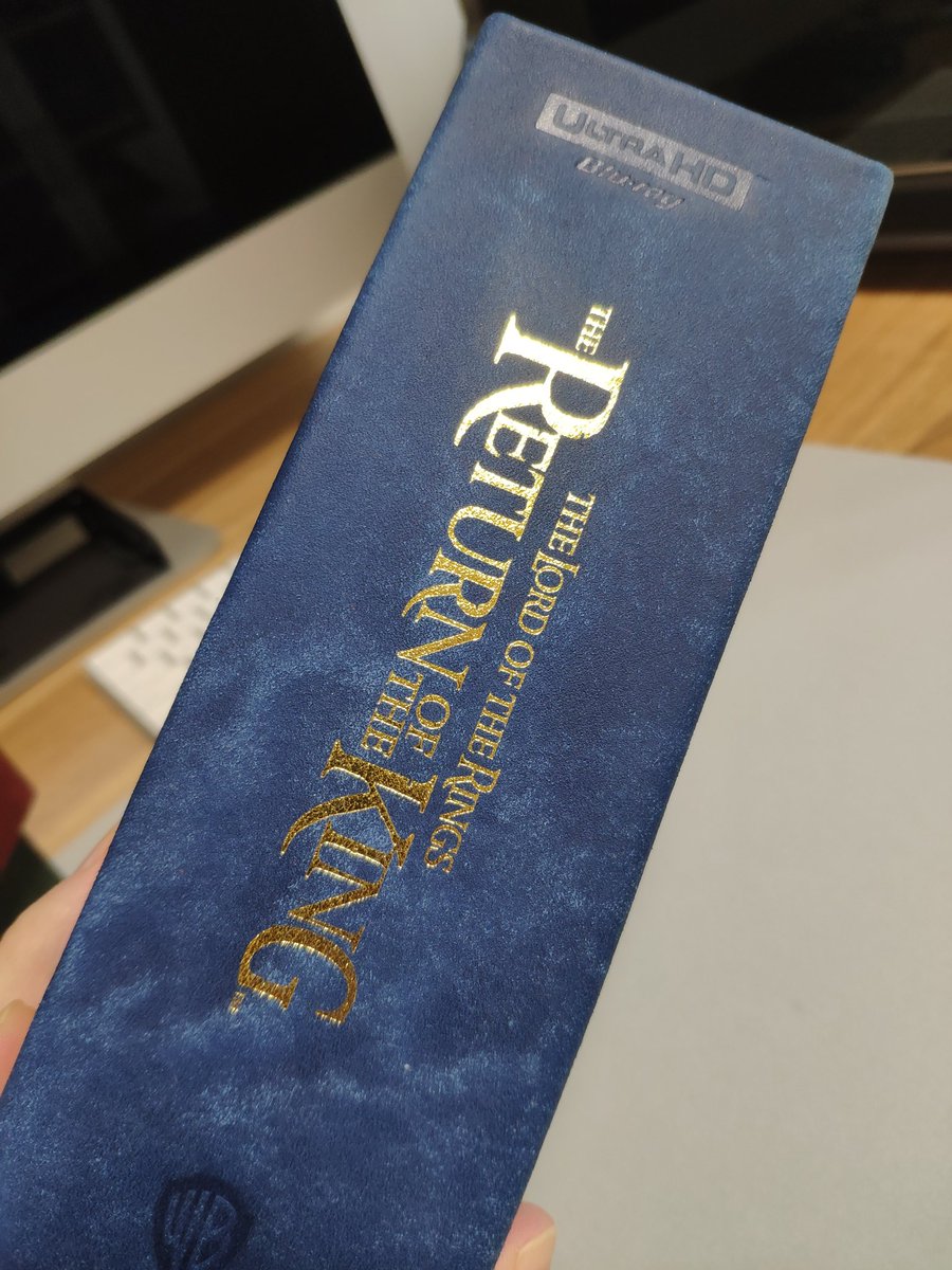 media_psychos's tweet photo. These one click boxes look so good 🤩
@HDzeta Lord of the Rings Gold label boxsets! https://t.co/8PK2jRL4CW