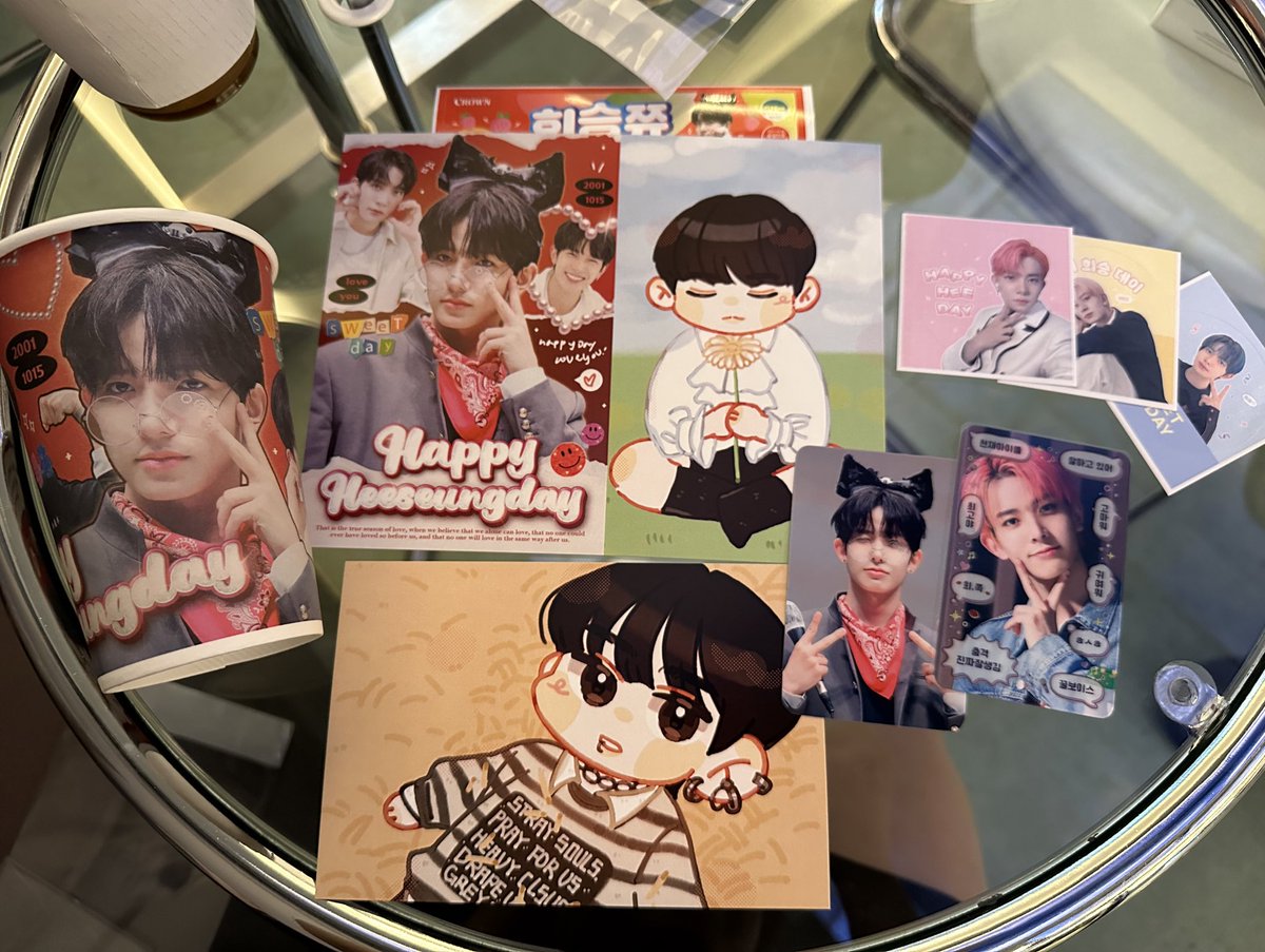 danbambi1015's tweet photo. ⌁❤︎⌁ ℍ𝔸ℙℙ𝕐 ℍ𝔼𝔼𝕊𝔼𝕌ℕ𝔾 𝔻𝔸𝕐 ⌁❤︎⌁
📍차품집 
올해 희승 투어 마무리 지은 곳❣️팬아트 너무 좋아하는 걸로 나와서 좋은데 희승쮸 끝난다는 소식에 너무 슬퍼유🥲 
#소중한_희승이와_함께하는_세번째_가을
#HAPPY_22_HEEDAY💜
#HEESEUNG #희승 #ENHYPEN https://t.co/iGKwi65X3v