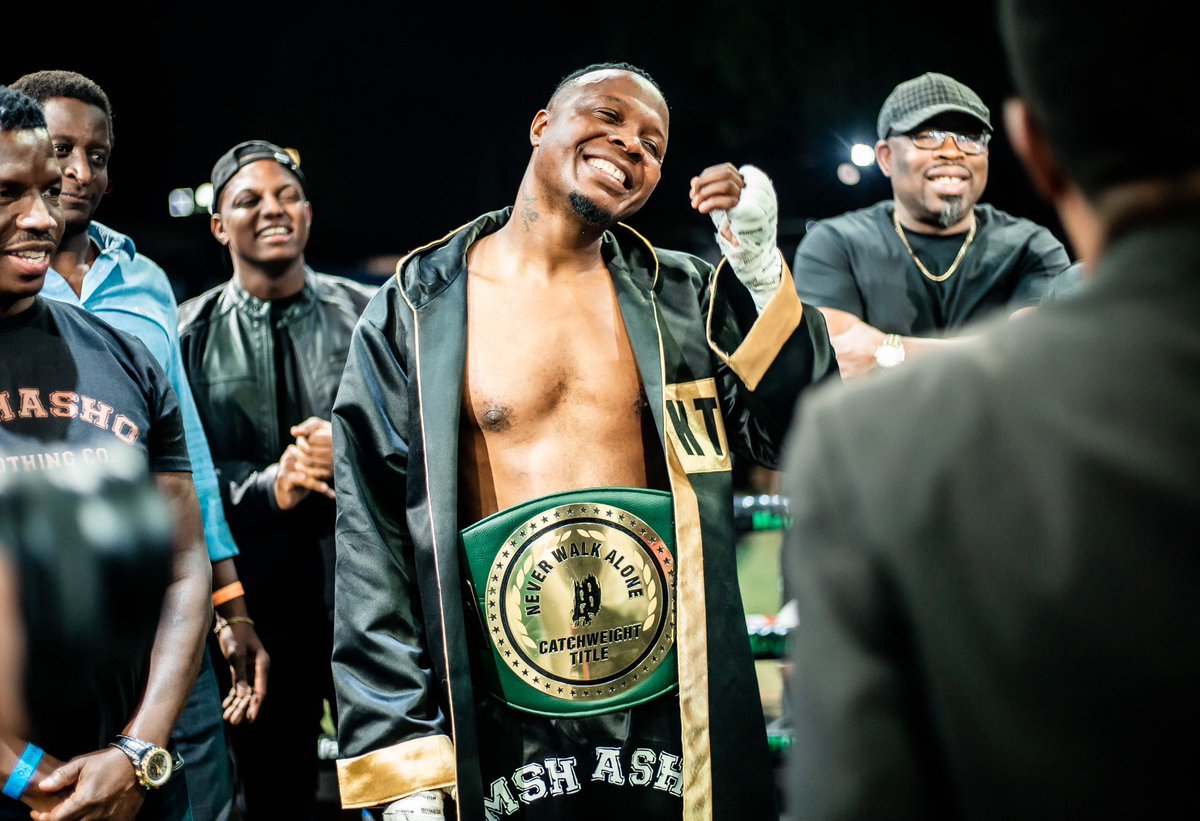 Tjiurimo's tweet photo. Now that @KINGTEEDEE3545 floored my brother Tim of @MTCNamibia #PNWA, I am ready to get into the ring to finish the job. @KINGTEEDEE3545 has poor oomph behind the cross. Ready to correct the error with my lethal shoeshine moves. My hook will do the talking! #KTDvsTim #Mshasho https://t.co/AaydIh15UF