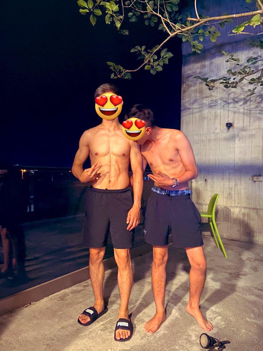 左邊右邊選一個
猜猜我是哪一個😳😳😳