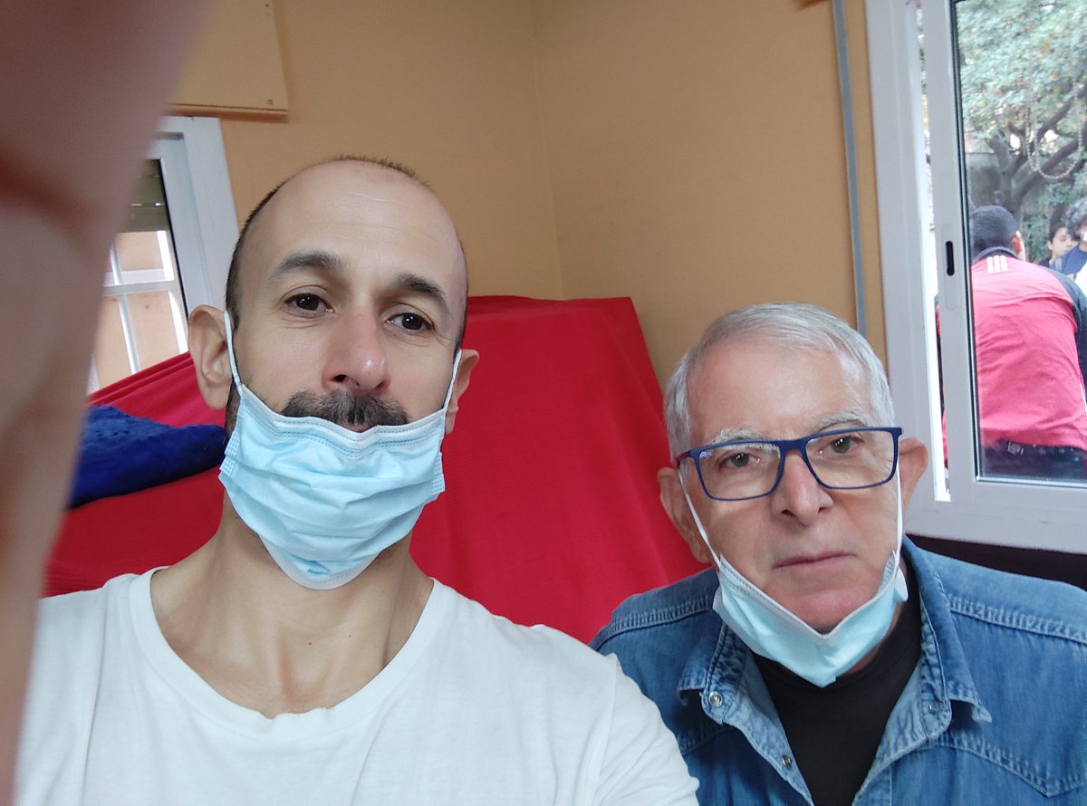Experiència, aprenentatge i solidaritat. Compartint valors amb en Joan, aquest matí al menjador social de #Caliu. <a href="/caritasbcn/">Càritas Barcelona</a> <a href="/csisaac2/">Isaac Compañó 🌍♻️</a>.