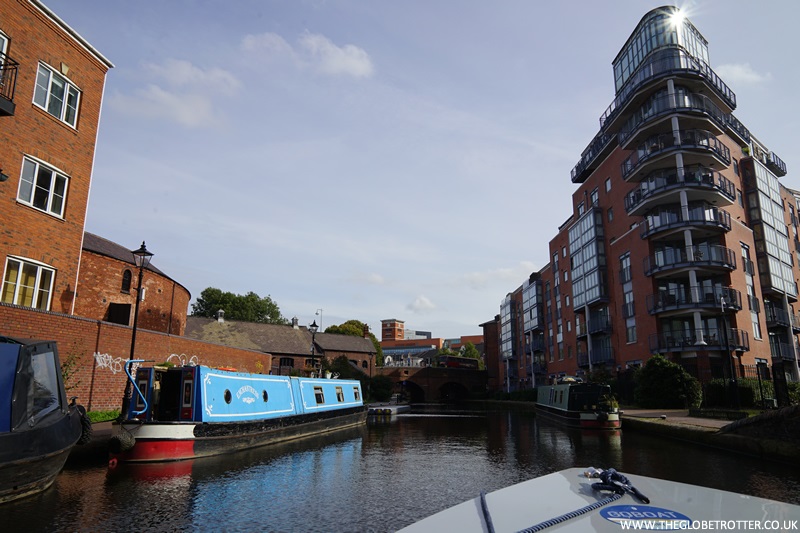 Deeptha @The Globetrotter tweet media