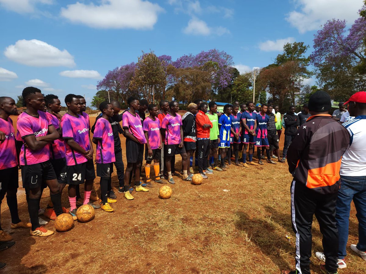 sp_grassroots's tweet photo. @SportPesa team together with Murang'a County FKF chairman Macharia are today visiting these teams at their home grounds in Kenol, Ndakaini and Kiharu to hand over the cash prizes to the teams (cont..) #TuendeleeNaSportPesa https://t.co/VwXac8qR23
