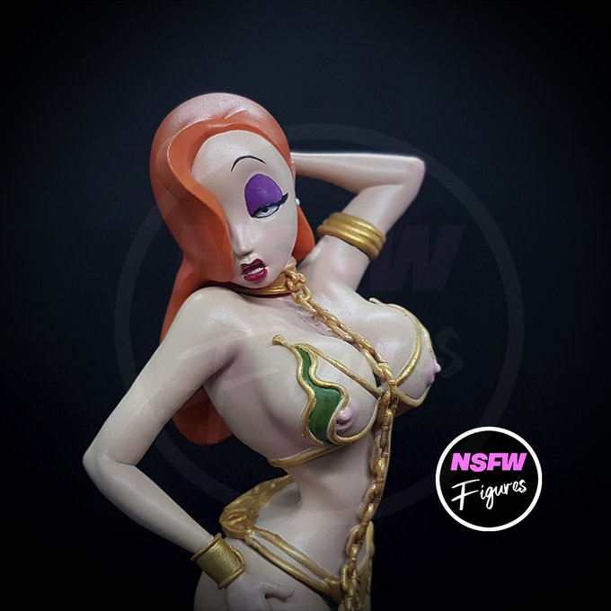 1 pic. How to make Jessica Rabbit even sexier? with a princess Leia cosplay 😅
19cm tall resin figure

https://t