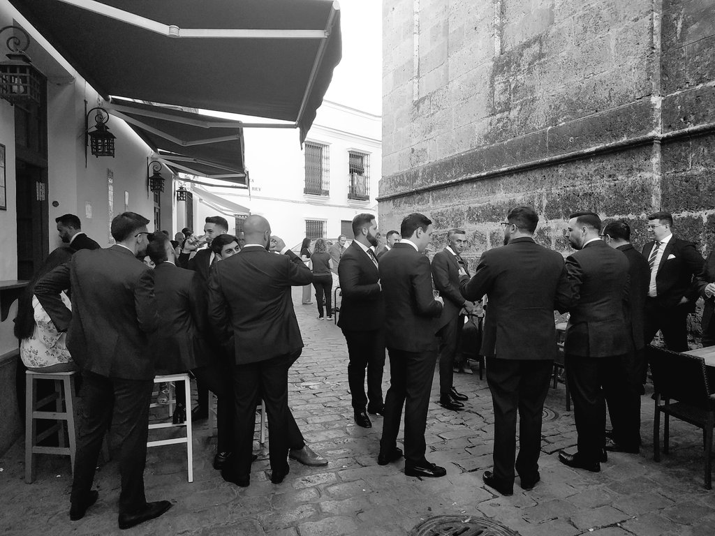 raulillo92's tweet photo. La Boda. https://t.co/51uoSvh0nc