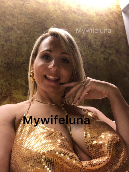 Buongiorno e buona Domenica a tutti😘 👉 https://t.co/LqR8Q2r0gr 👈 💯🎥 #mywifeluna https://t.co/IHcP7OR<a href="/tag/mywifeluna"class="tags"><span>#mywifeluna</span></a>