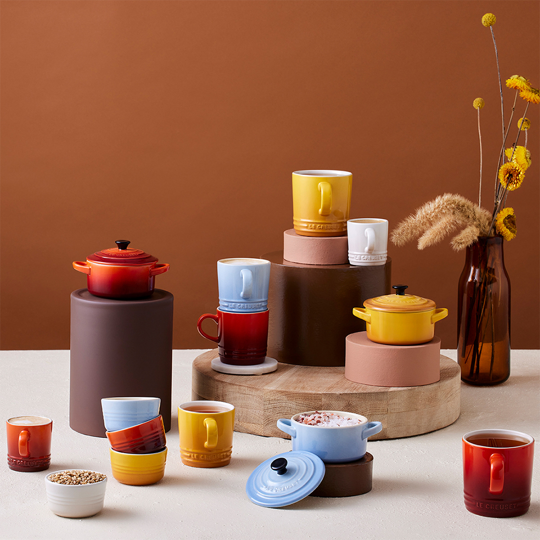 LeCreusetUK's tweet photo. Which #ElementsCollection colour is your favourite? Cayenne, Nectar, Coastal Blue or Meringue? Luckily, with our new sets, you don't need to choose just one... you get them all! https://t.co/2TlOjX8MzC