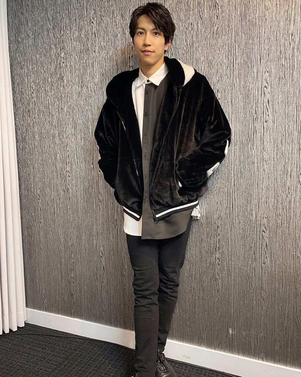 NiibariMasahiro's tweet photo. 本日、渋谷ファッションウイーク SHIBUYA RUNWAYに出演させて頂きました!
ファッションブランドはDANS TOKYO様を着用させて頂きました!
@shibuyafashionweek
@MAGNET109
#shibuyafashionweek #SFW2022aw #DANSTOKYO #MAGNETshibuya109 https://t.co/Vp626TaAzq
