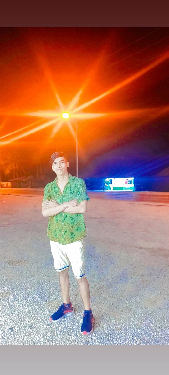 ahammad_shajada's tweet photo. الطقس الليلي هادئ جدا..❤️🥰
صديقى🤝
Salalah Dharis📍

#dahariz #daharizbeach #হাসি #smile 
#ahammadshajada #Hasankhan 
#dahariz #daharizbeach #salalah #dhofar #wadidarbat #salalah_oman #omansalalah #oman #daharizbeach #omansalalah #salalah_dhofar_oman https://t.co/6ulmMw1vjs