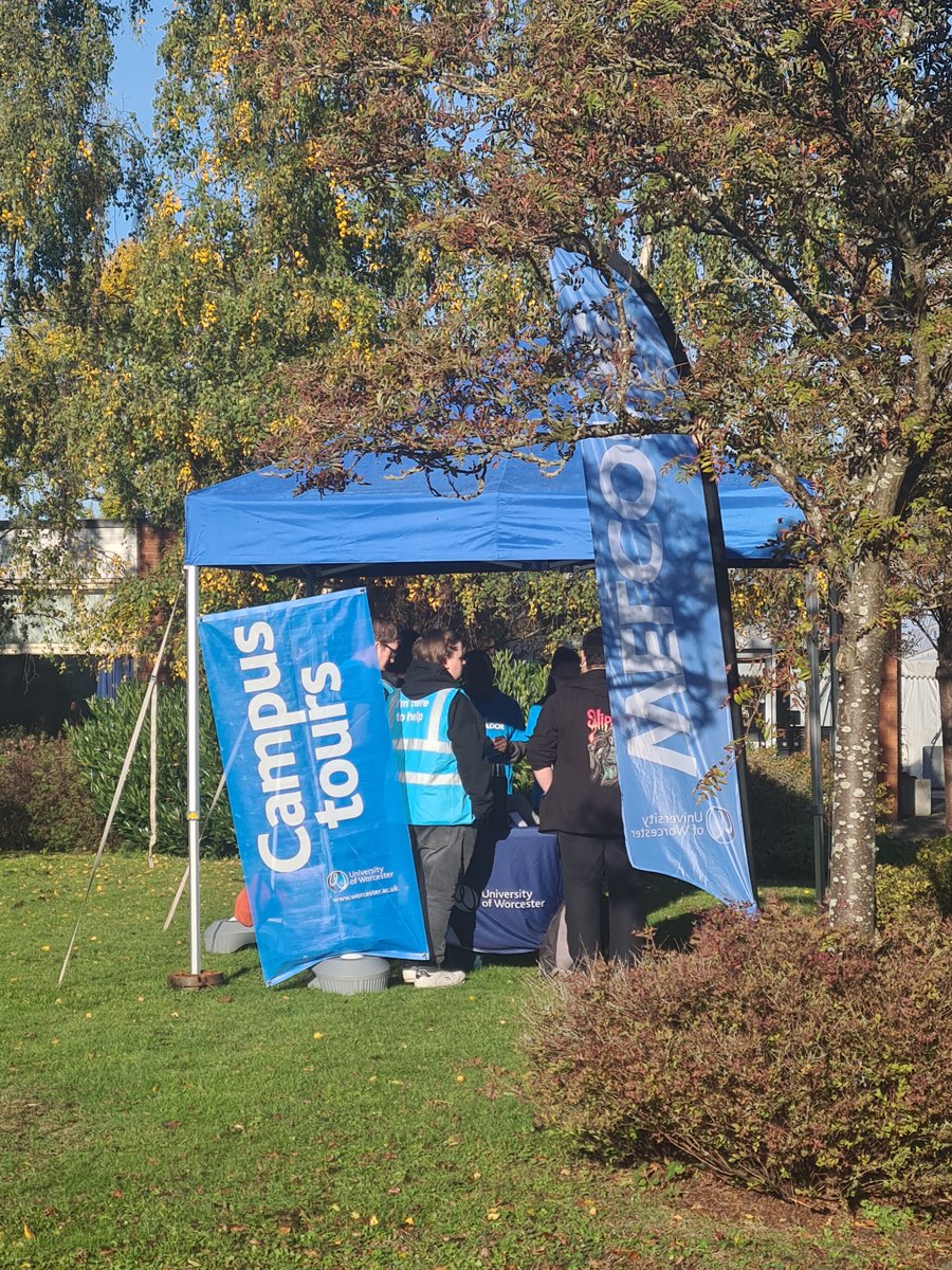 UW_PriPartners's tweet photo. A lovely Autumn day on campus to welcome prospective new trainee teachers at the @worcester_uni Open Day. @danhughesuow @MrTs_NQTs @RachaelPaigeUoW @UW_PriPartners @SharonLannie @Class_Whisperer https://t.co/NhAqLasqR3