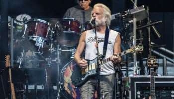 Happy Birthday to Bob Weir, 75 today 