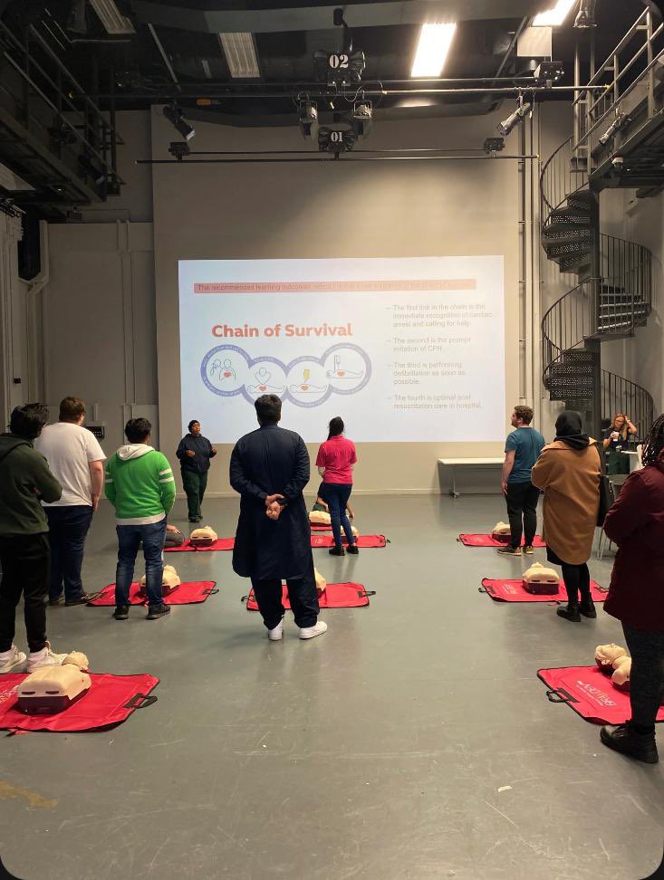 BCUParaSoc's tweet photo. it’s #RestartAHeart day and our members have been helping teach people how to do CPR! early CPR is so important to help increase the chance of survival! Find out more information at: https://t.co/gdIbXhG8VS https://t.co/GTX8zwOHzV