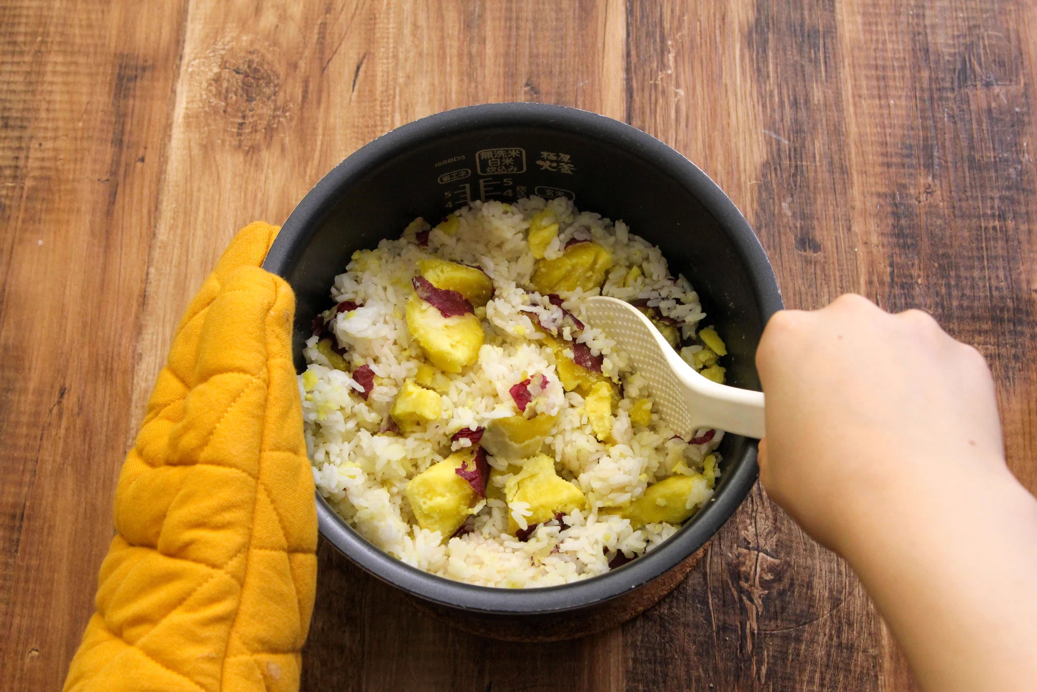 さつまいも好きさんは是非！2合炊いてもすぐになくなっちゃうという「炊き込みご飯」レシピ！