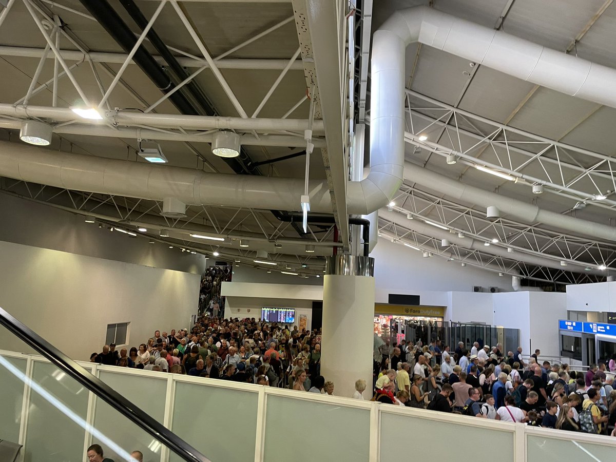 André Schnitzler tweet media