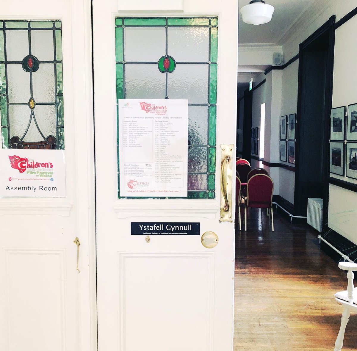 Wow we hebben de prijs voor Best scientif&amp;educational gewonnen op The Children's International Film Festival of Wales! 🥳 Gefeliciteerd, @hoehanniebenjij <a href="/CIFFOW_/">Children’s International Film Festival of Wales</a> <a href="/daveherman/">daveherman</a> <a href="/hannieschaft/">@HannieSchaft</a> #film#children#price#wales