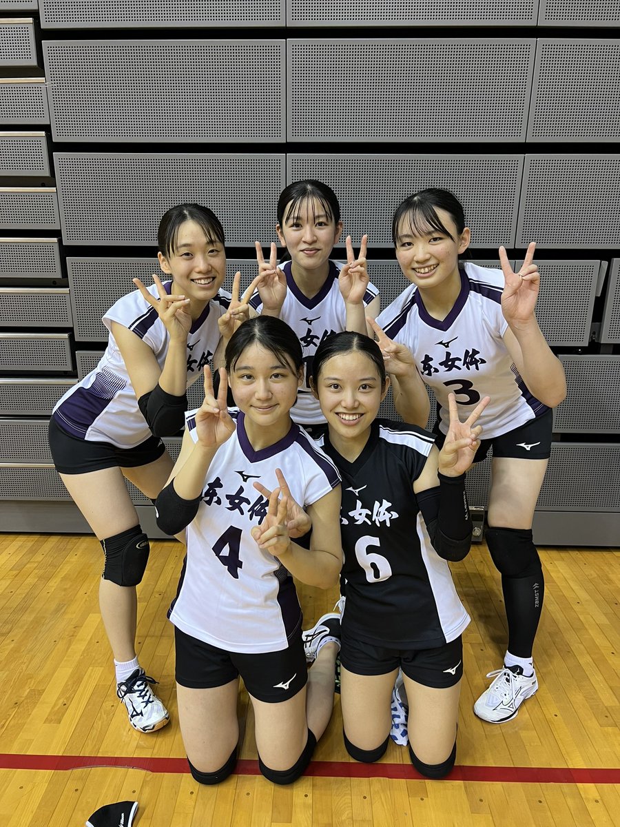 V_kantogakuren's tweet photo. 【秋季女子1部リーグ戦】Bコート第3試合
東女体 3(19-25.25-18.27-25.19-25.15-8)2 国士舘 https://t.co/AJvjNUl8We