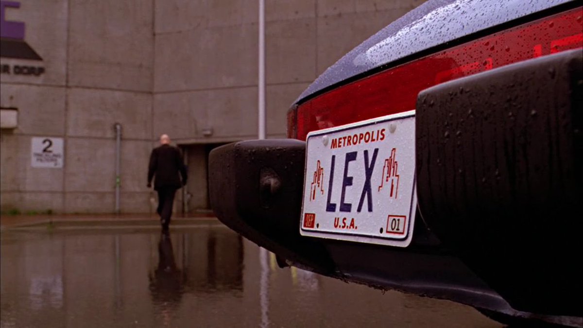 SeriesUpdateFR's tweet photo. Il y a 21 ans, la série Smallville diffusait son premier épisode. https://t.co/ckLCqJFVen