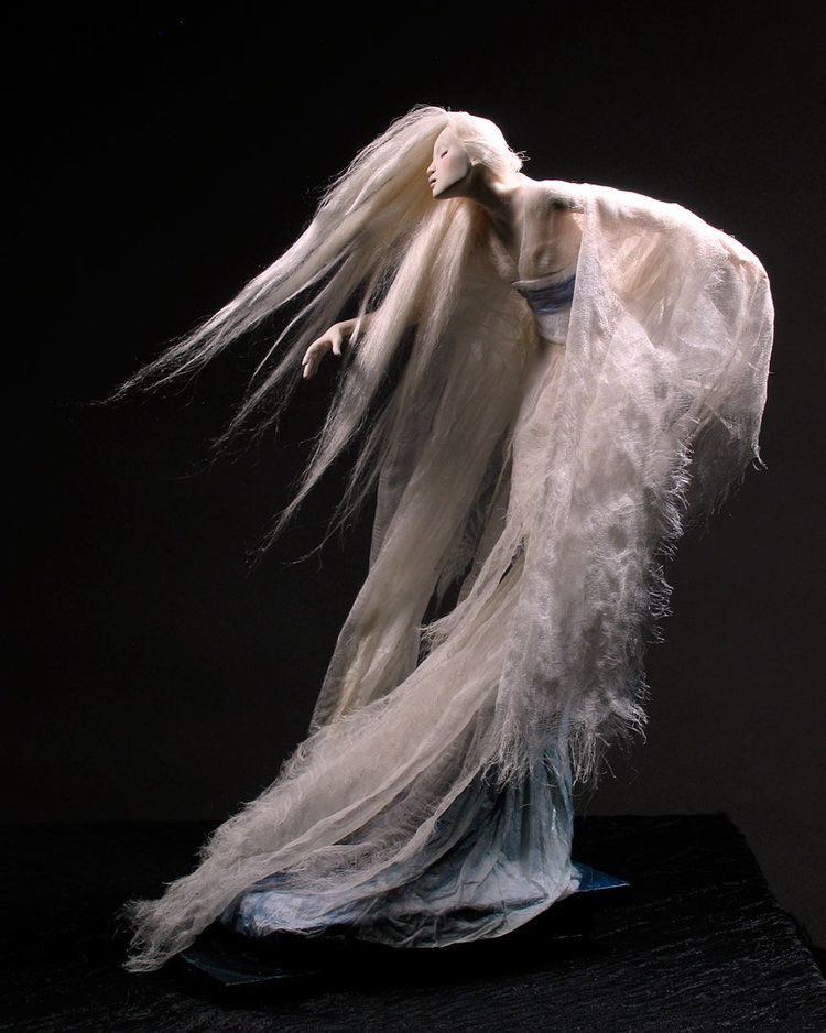 바람과 시간이 담긴 옷을 입고