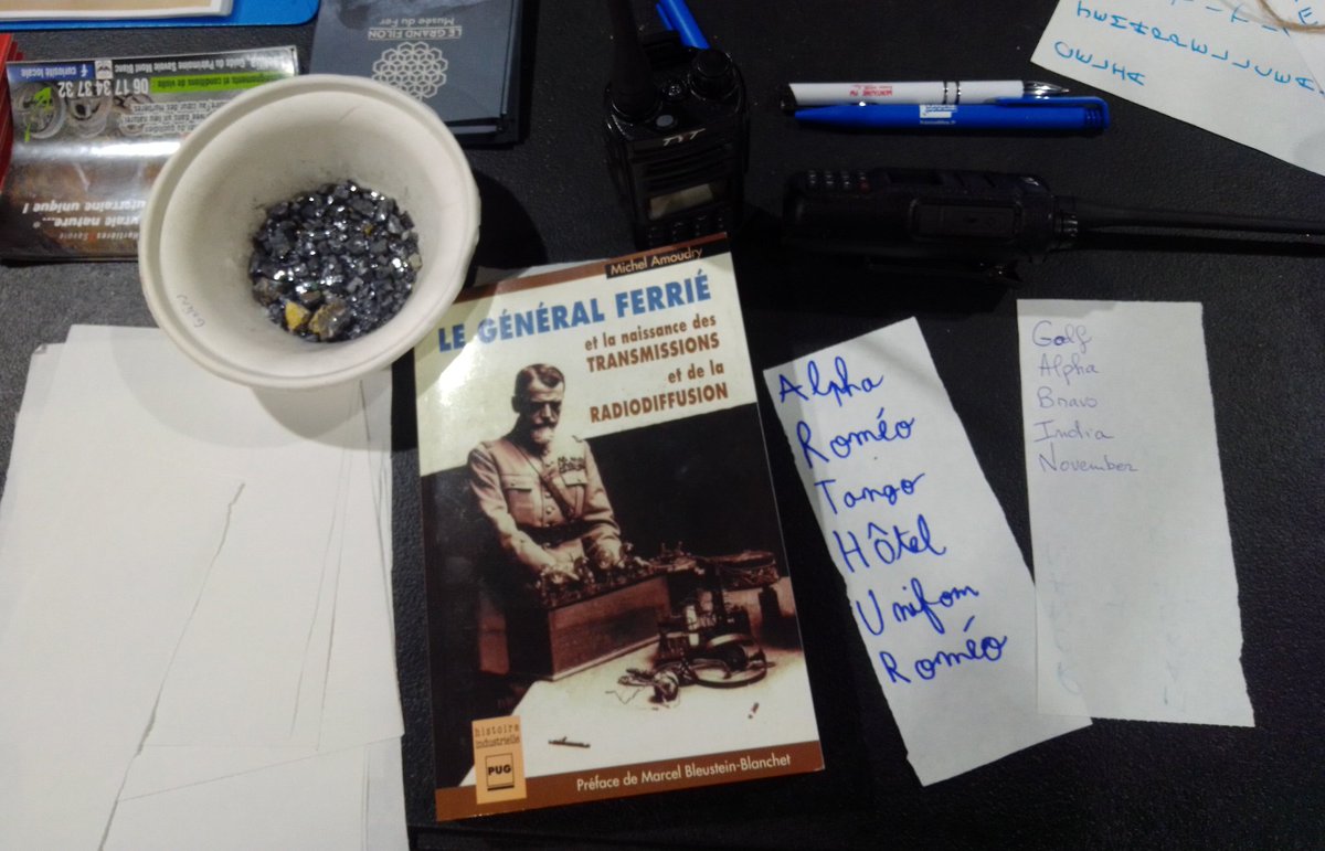 GustaveFerrie's tweet photo. Arthur et Gabin ont appris a communiquer sur les ondes ce matin ? Et vous ? Savez vous utiliser des talkies-walkies ? Connaissez-vous l'alphabet OTAN ? #fetedelascience #radio #radiodiffusion #curiositélocale #mauriennisezvous https://t.co/13H36PKlVL