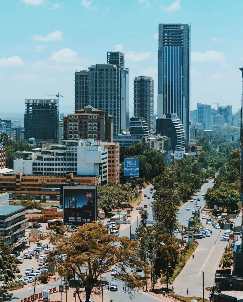 DrBKhalwale's tweet photo. Last night I quietly listen to a group of my Rwanda friends' gloating accounts of the beauty of Kigali. Then I showed them these pics of Nairobi.
They hurriedly rose up &amp; left! https://t.co/5hvTmlEsbm