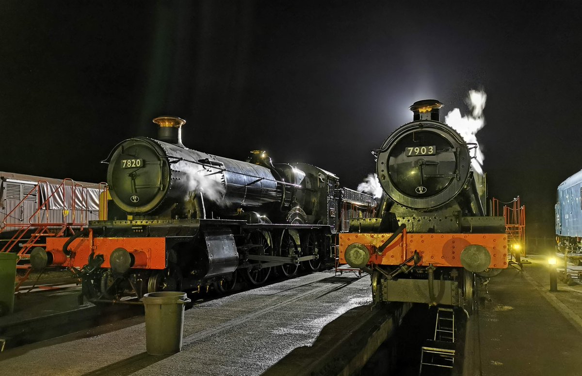 GWSR's tweet image. There's nothing like the atmosphere of steam at night, and the Mixed traction gala presents a rare opportunity to experience our railway after dark - particularly on Sunday 30th after the clocks go back. Trains run until 6pm both days. ow.ly/hoWj50L2QR2