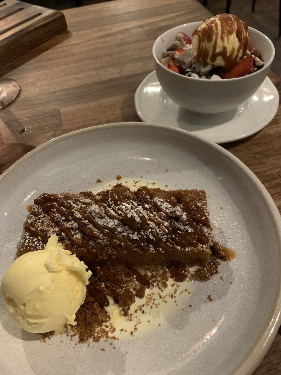 Julie Linley tweet media