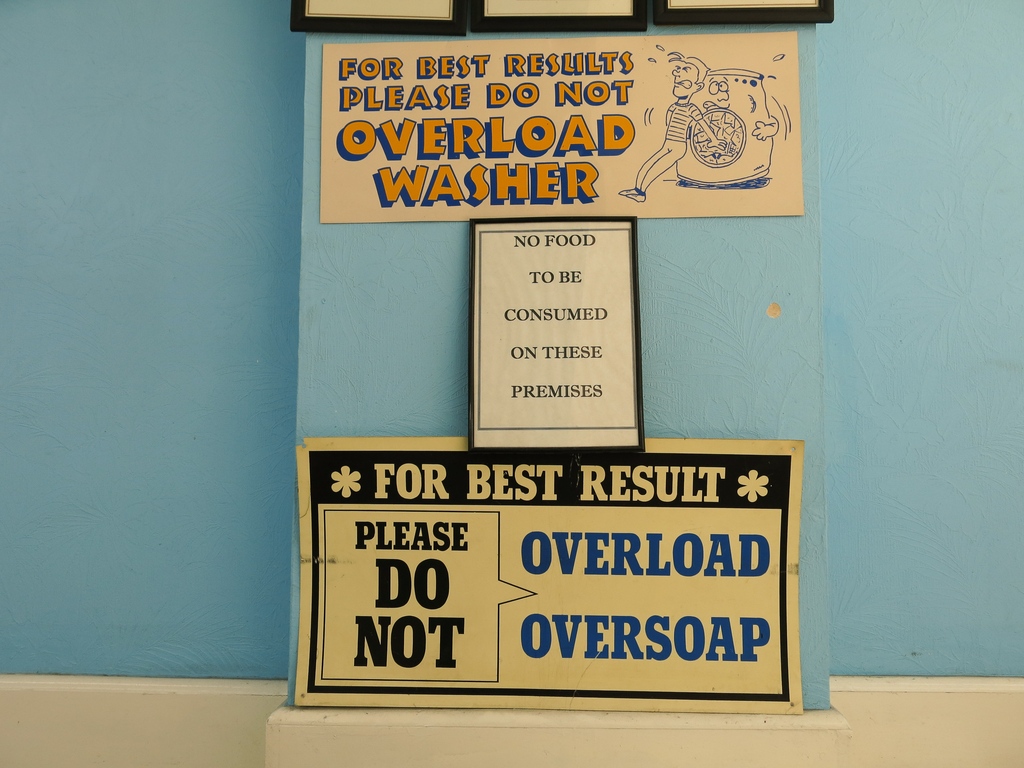 All signs should be friendly like these i saw at the local laundrette in hackney when taking some pics recently? even the font makes a big difference, graphic designers take heed1

#laundryday #laundrette #laundromat #coinop #coinoperated #goodordering #laundrybag #tartanbag
