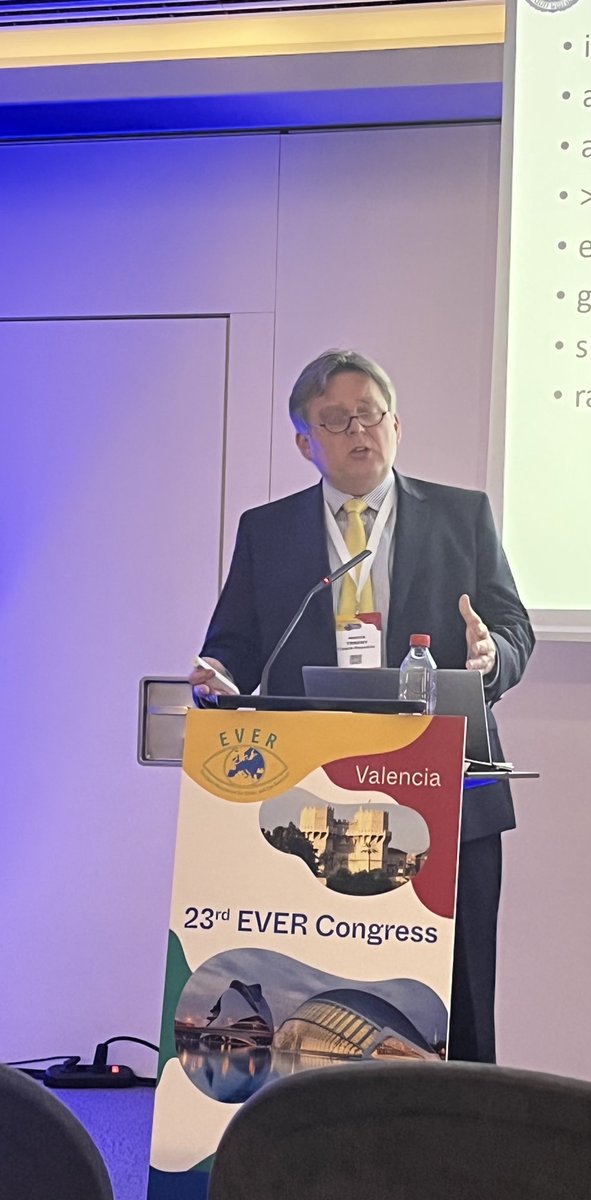MarekTrnenyDr's tweet photo. happy to exchange ideas and to discuss collaboration with my distinguished #ophtalmology colleagues on #vitroretineal lymphomas during 23rd #EVER2022 meeting https://t.co/inx0Hz4CDp