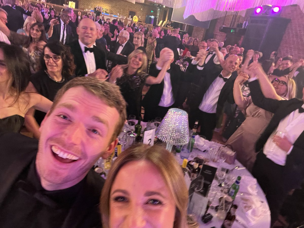 MIASMITH86's tweet photo. What an incredible night celebrating 25 years of @cmnsupportgroup https://t.co/TzLl2J7Kqw