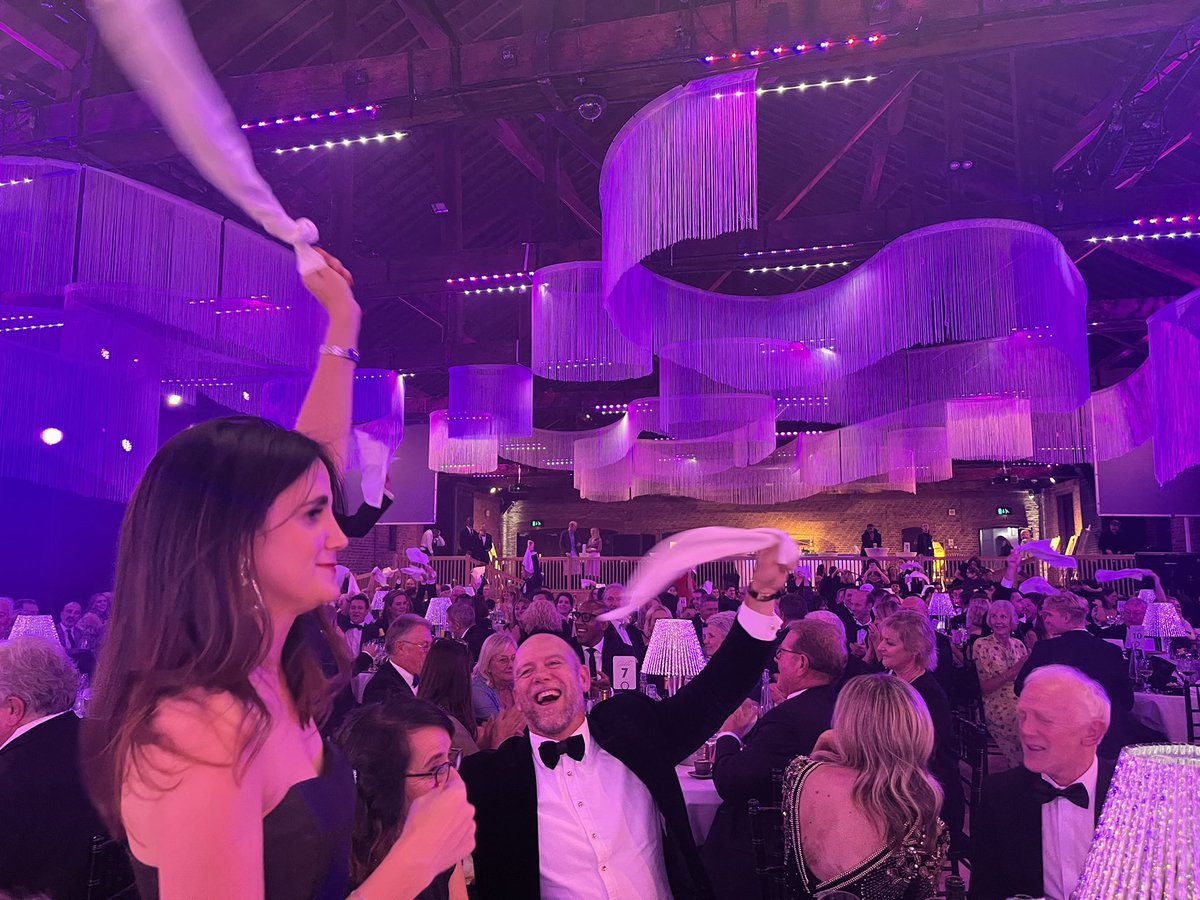 MIASMITH86's tweet photo. What an incredible night celebrating 25 years of @cmnsupportgroup https://t.co/TzLl2J7Kqw