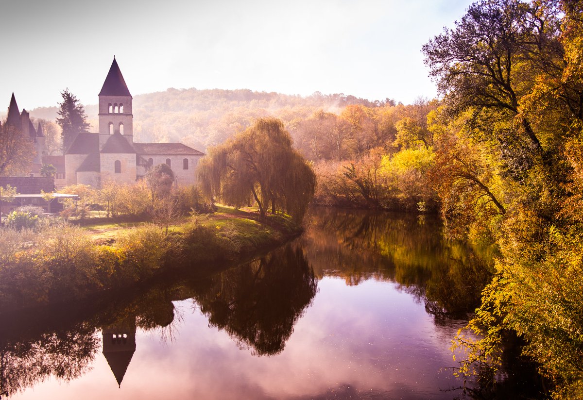 LorraineAuthor's tweet photo. Beautiful morning here in #France . Want to live your own Good Life in France? https://t.co/AXaC0thTUJ #Frenchie #FrenchLife #LiveinFrance #MovetoFrance #emmigrate #ExPats https://t.co/8NNJyLdbh6