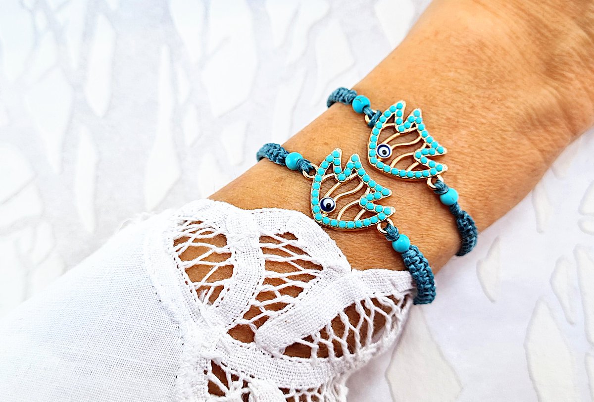 Catchinsky's tweet photo. universell verstellbares Makrameéarmband für Fischliebhaber mit der Lieblingsfarbe türkis, wunderschöne Partnerarmbänder Howalith-Türkis-Halbedelstein, Armbandset 2 Armbändern, Makrameearmband für Freundinnen https://t.co/YgWlzv9sax #türkis #personalisiertesGeschenk https://t.co/C7FvBjYjLY