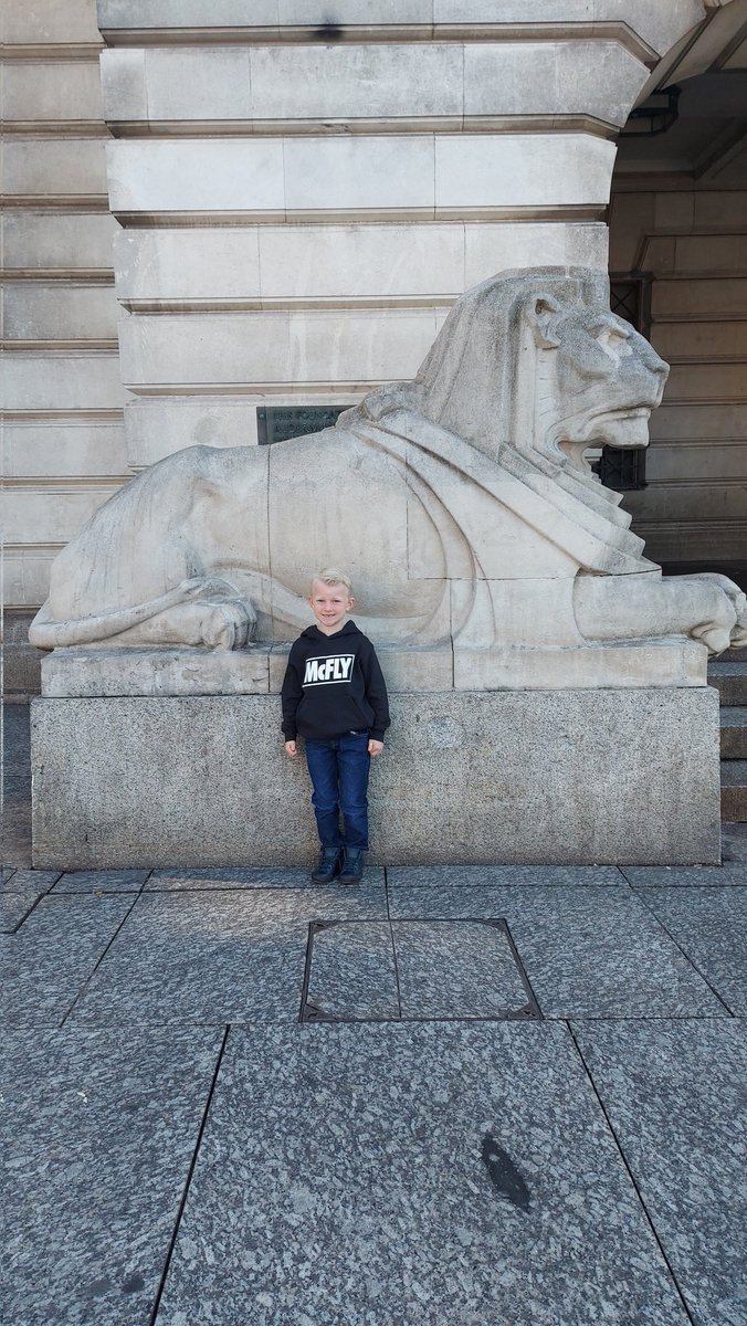 George is ready to meet you <a href="/TomFletcher/">Tom Fletcher</a> 🤟🏻