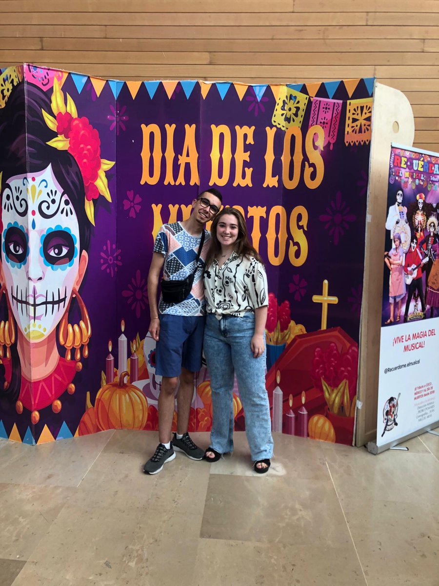 10danibg10's tweet photo. Se viene la segunda parte de mi regalo de cumple de @nahiiagarciia_
#cocoelmusical 🥹🥹 https://t.co/J9wIaJH0xr
