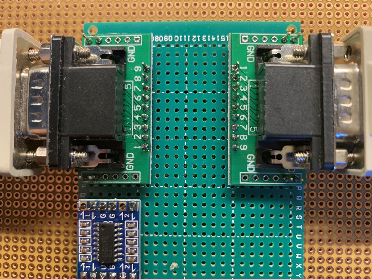 bastlernrw's tweet photo. #RS232 #Hardware Daten #Sniffer - die Adapterplantine für ist die Print Buchse ausgelegt - beim Stecker muss ein bisserl was gedreht werden - #RS232 #Hacking - #RxD und #TxD können hier als #TTL Signale mitgelesen werden #MAX232 https://t.co/6DCYLnAJRg