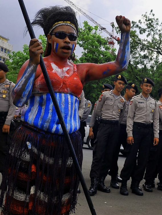 diva4equality's tweet photo. Rural women face gender based violence, oppression, inequalities, occupation, conflict, war &amp; genocide. States, societies, dev instit'ns &amp; the world must respond to freedom &amp; justice struggles of all women!
#RuralWomensDay #DIVA4Equality #FeministMovementsMatter #PapuaMerdeka https://t.co/uhnxiu0tgg