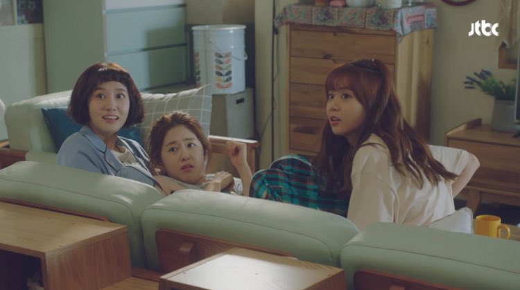 EXOCALVAN1's tweet photo. النفسية تحتاج موسم جديد من دراما age of youth https://t.co/mxc3ZuG4h5
