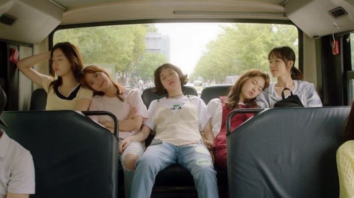 EXOCALVAN1's tweet photo. النفسية تحتاج موسم جديد من دراما age of youth https://t.co/mxc3ZuG4h5