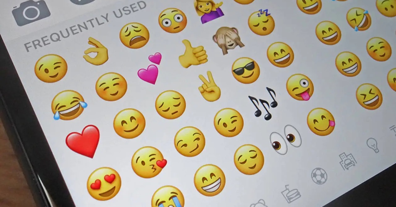 Cancelado, emoji de 'joinha' e outros 9 estão na mira de internautas; veja  quais