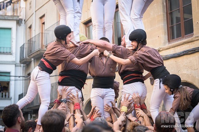 MCBmarccastella's tweet photo. 🤜🏻🤎🤛🏻 | #15anysfabricantsomnis, @margeners de #Guissona.

📸👇🏻
https://t.co/MfClKLTmY2

…
#Guissona #Segarra #Catalunya #margeners #sangmarró
…
@SomSegarra @revistacastells @Turisme_Segarra @lasegarra https://t.co/TiUMIUdQRB