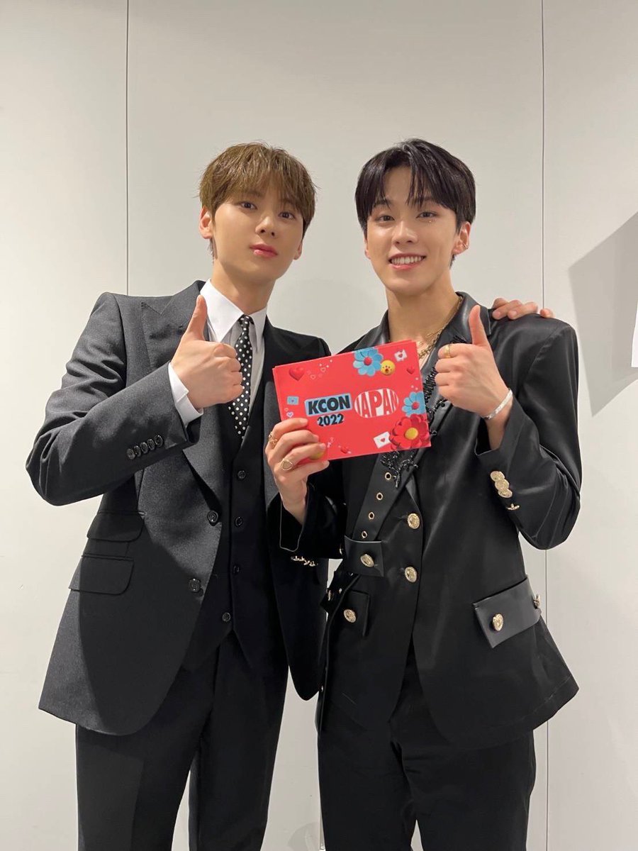 แปะไว้เป็นที่ระทึก(?) ในวันที่สเต็กทั้ง 2 ของชั้นมาเจอกัน พจกเรียกเค้ามินยอนซอนเบนิมดั้วะ แบบ 🥺🥺🥺🥺